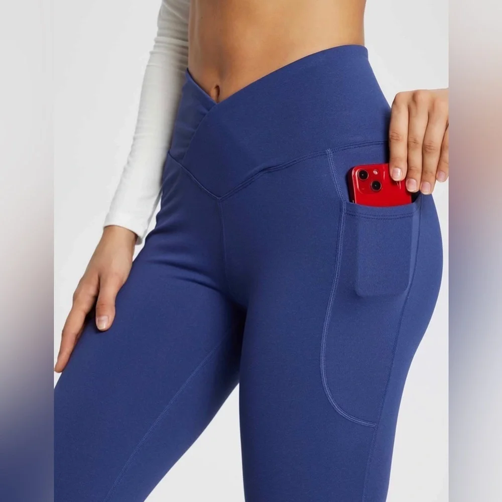Baleaf Women’s NWT High Waisted Flare Yoga Pants Size S - Picture 2 of 10